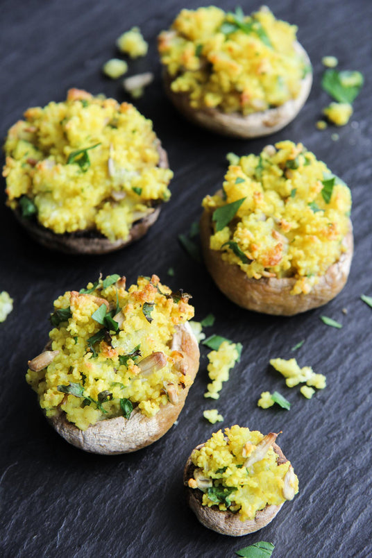 Champignons mit Couscous-Füllung