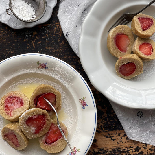 Süße Couscous-Knödel