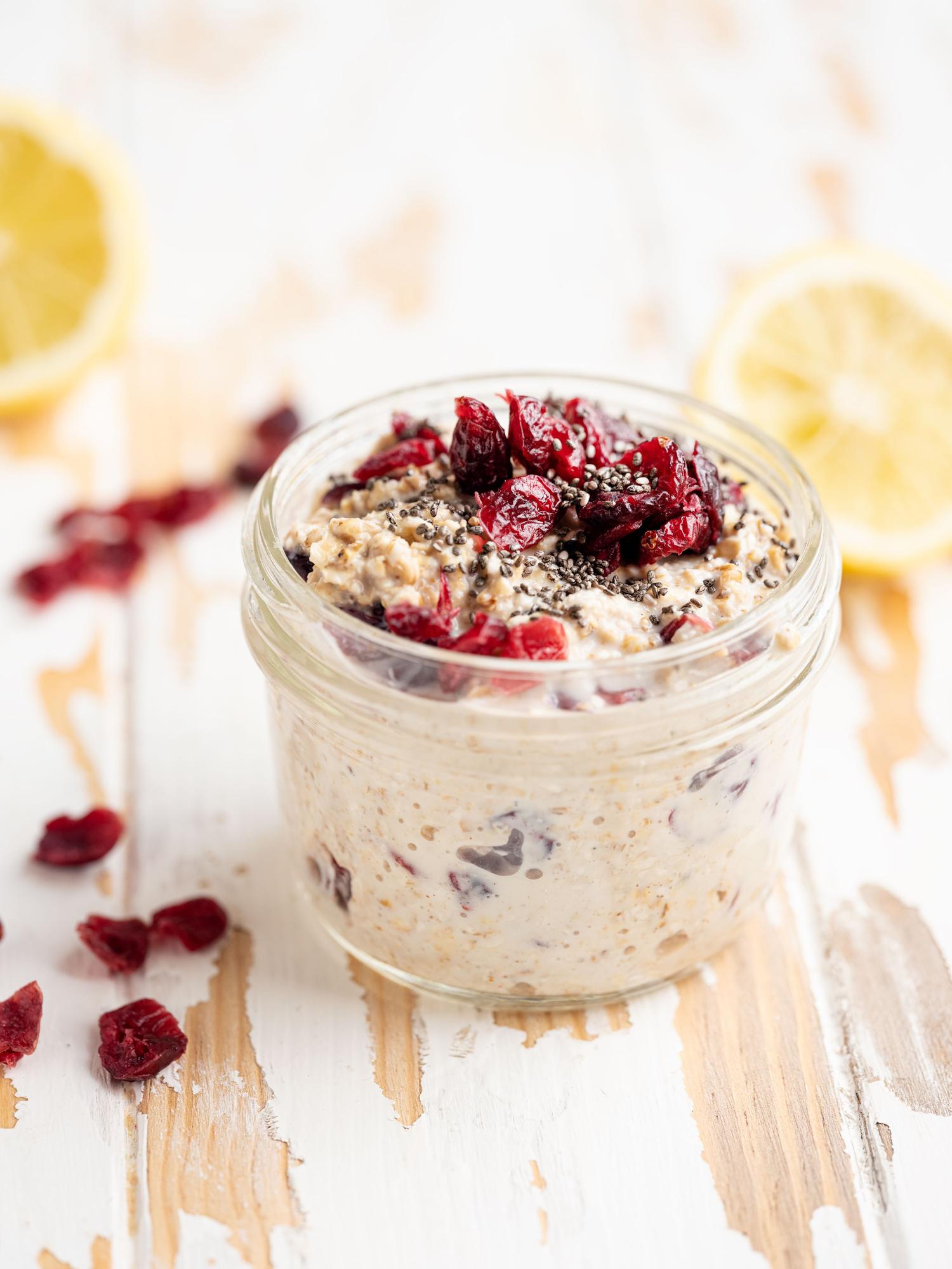 Zitronen-Cranberry-Overnight-Oats