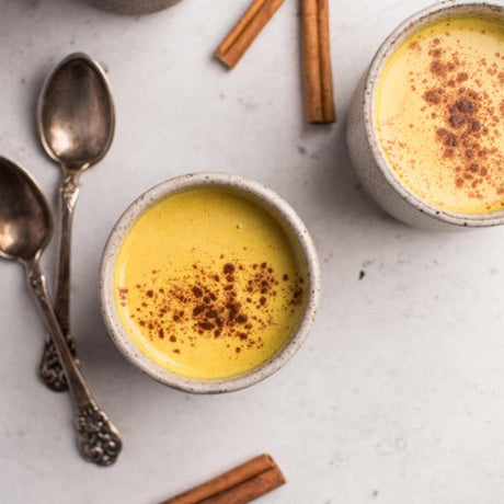 Goldene Milch