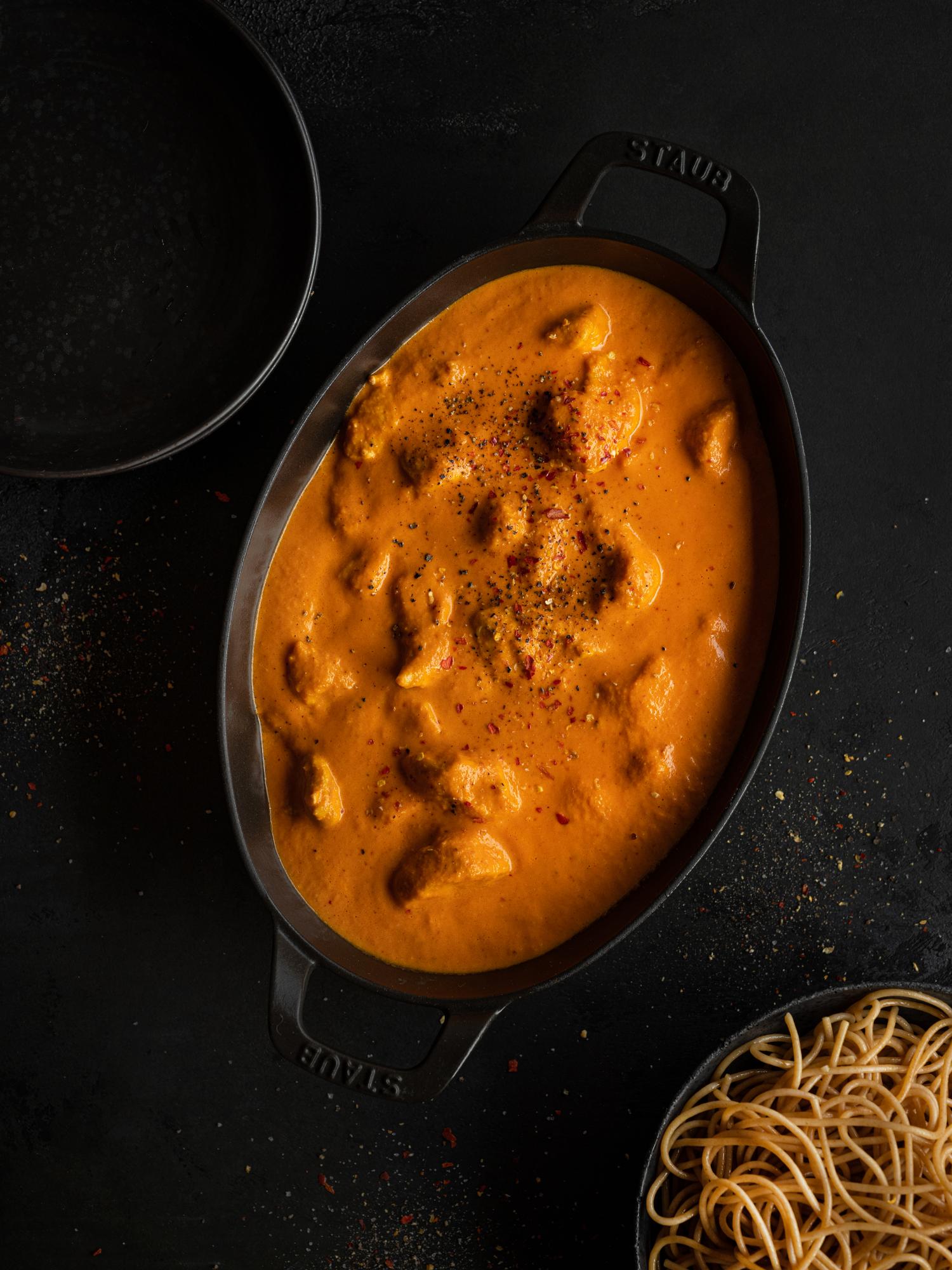 Hähnchenbrust in pikanter Sahnesauce