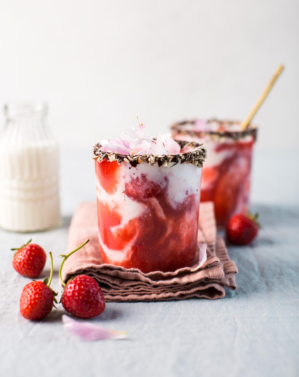 Kefir mit Erdbeeren