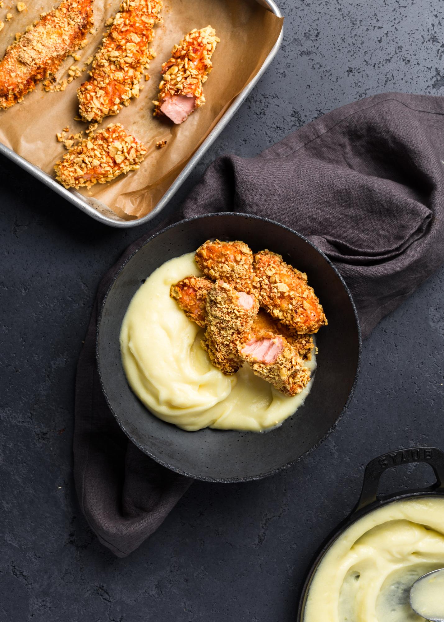 Lachs-Fischstäbchen mit Kartoffelpüree