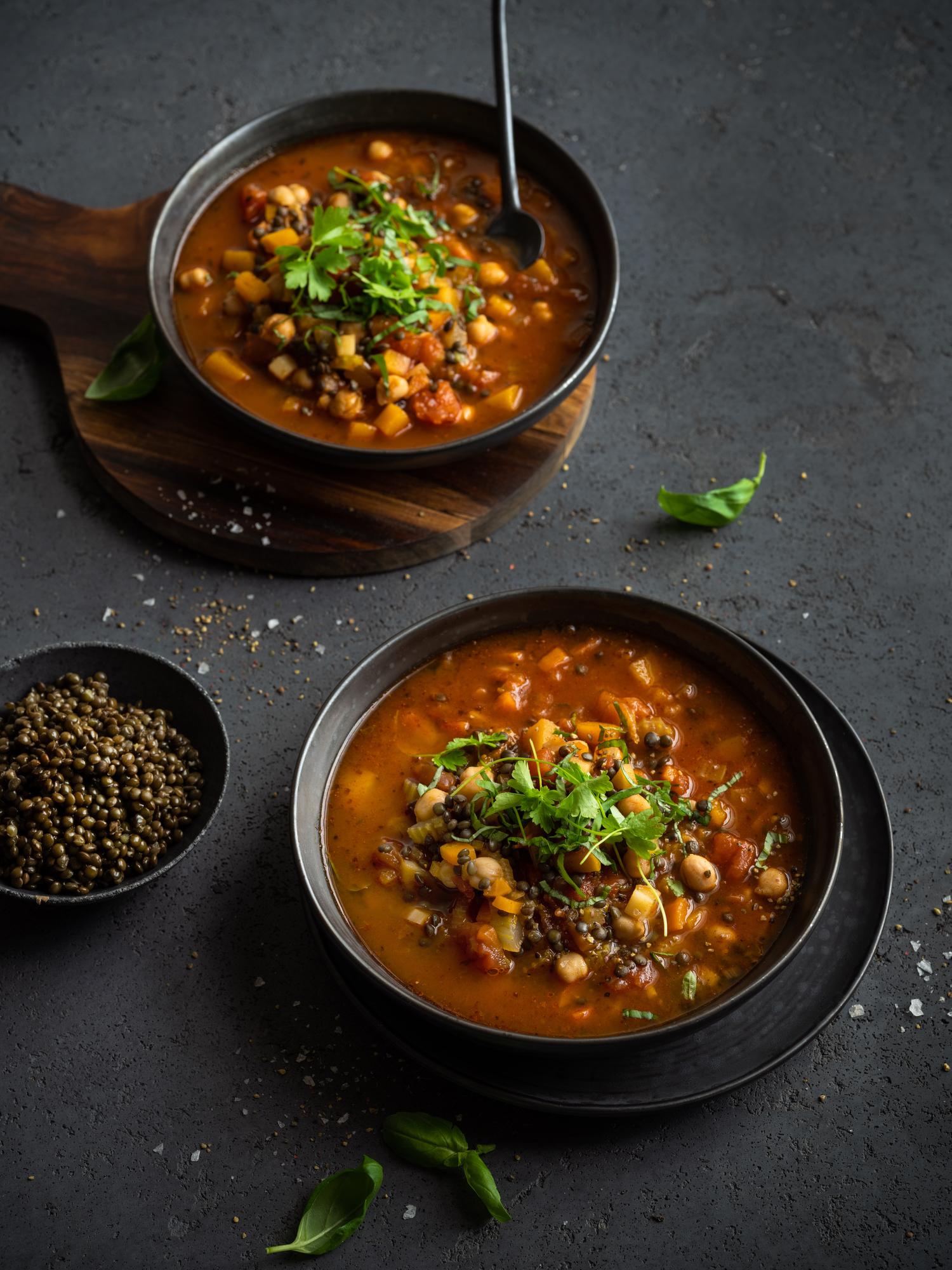 Linsensuppe mit Kichererbsen