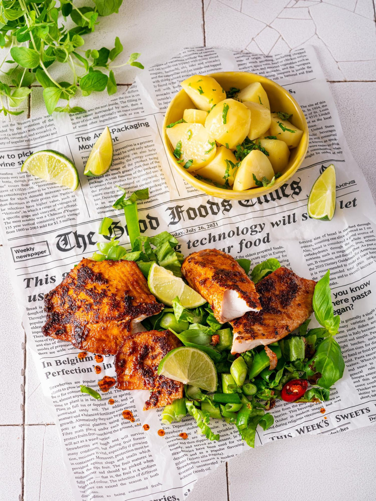 Mexikanischer gewürzter Tilapia mit gedämpften Kartoffeln