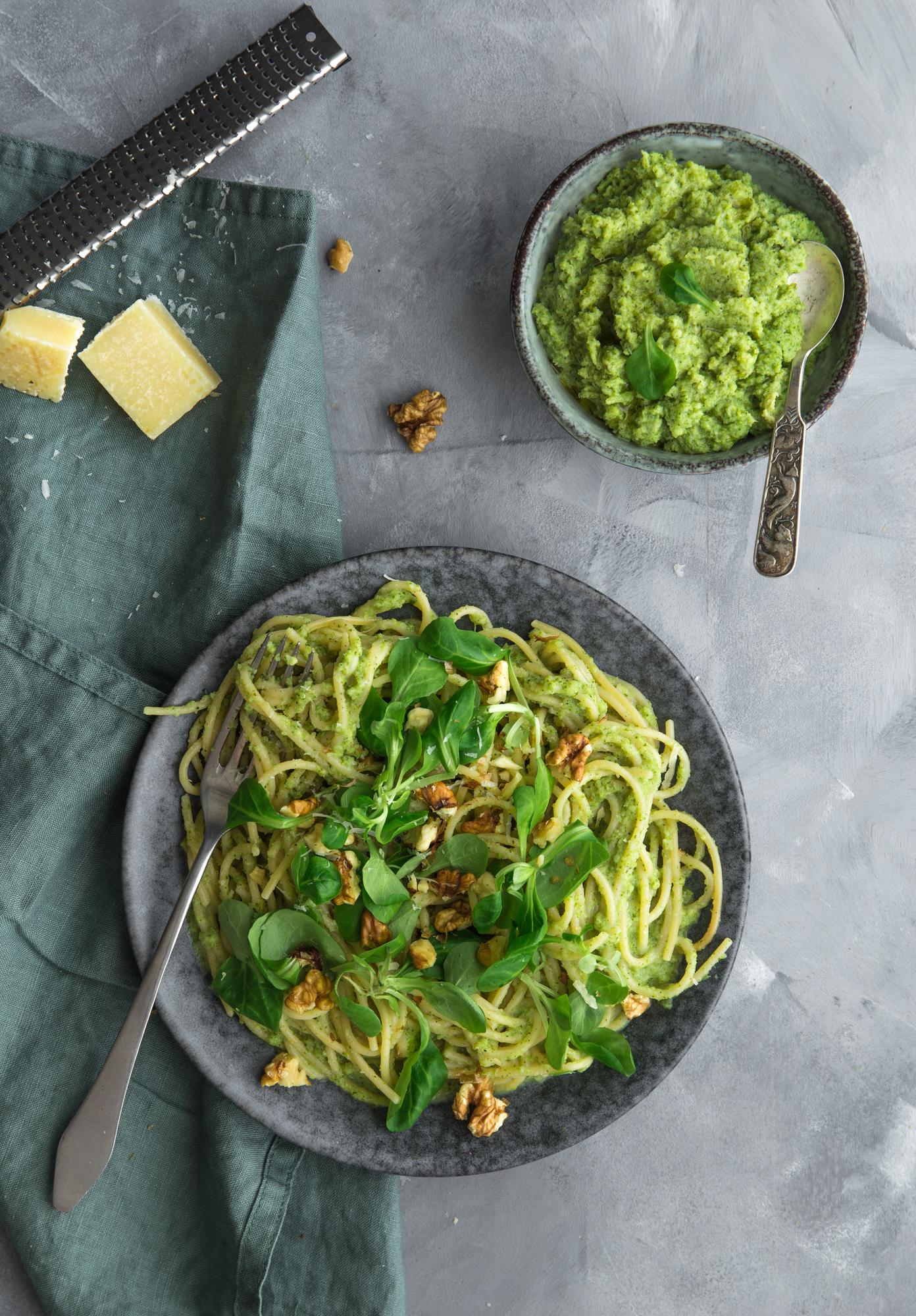 Nudeln mit Brokkoli-Soße