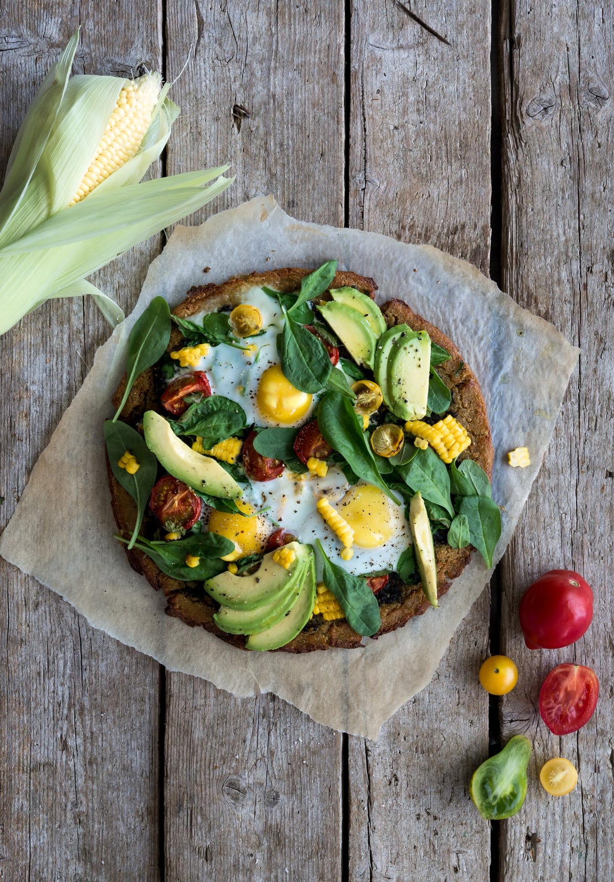 Pizza mit Quinoa-Boden