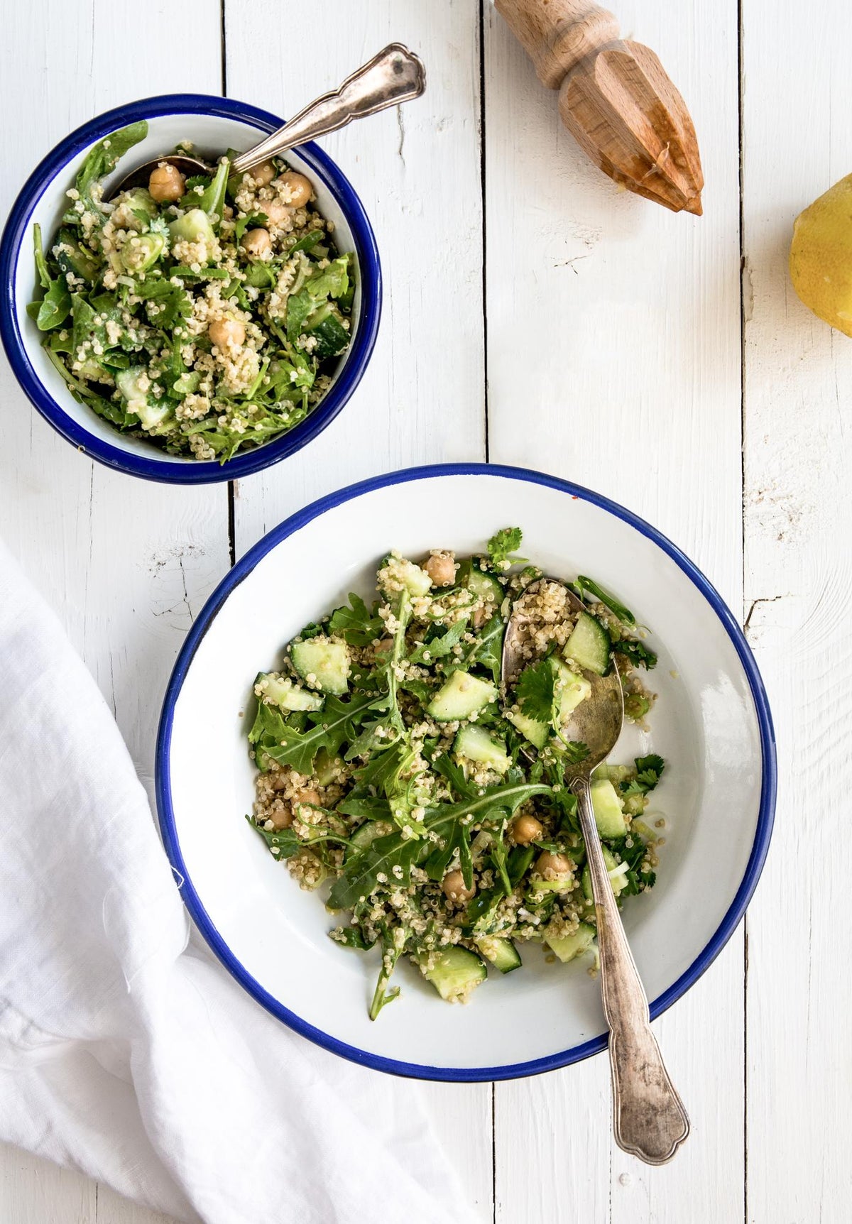 Quinoa-Salat mit Tahini-Dressing