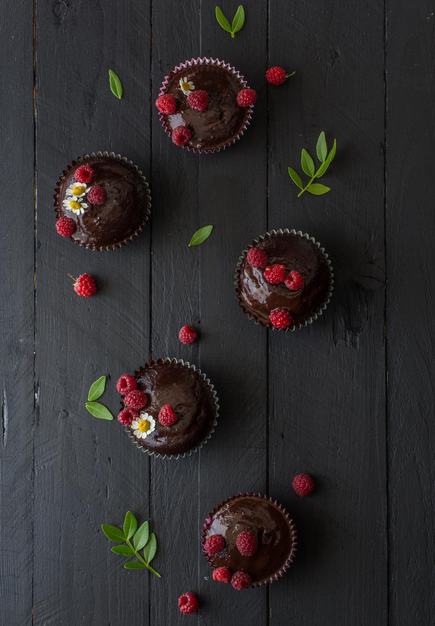 Schokoladenmuffins mit Guss