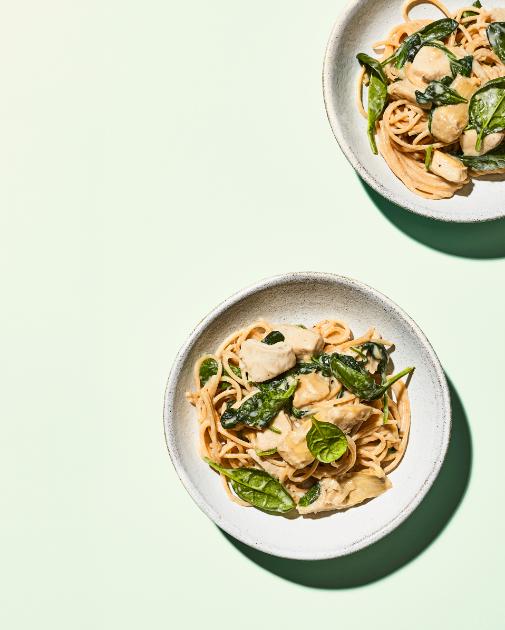 Spaghetti mit Putenfleisch, Artischocken und Spinat