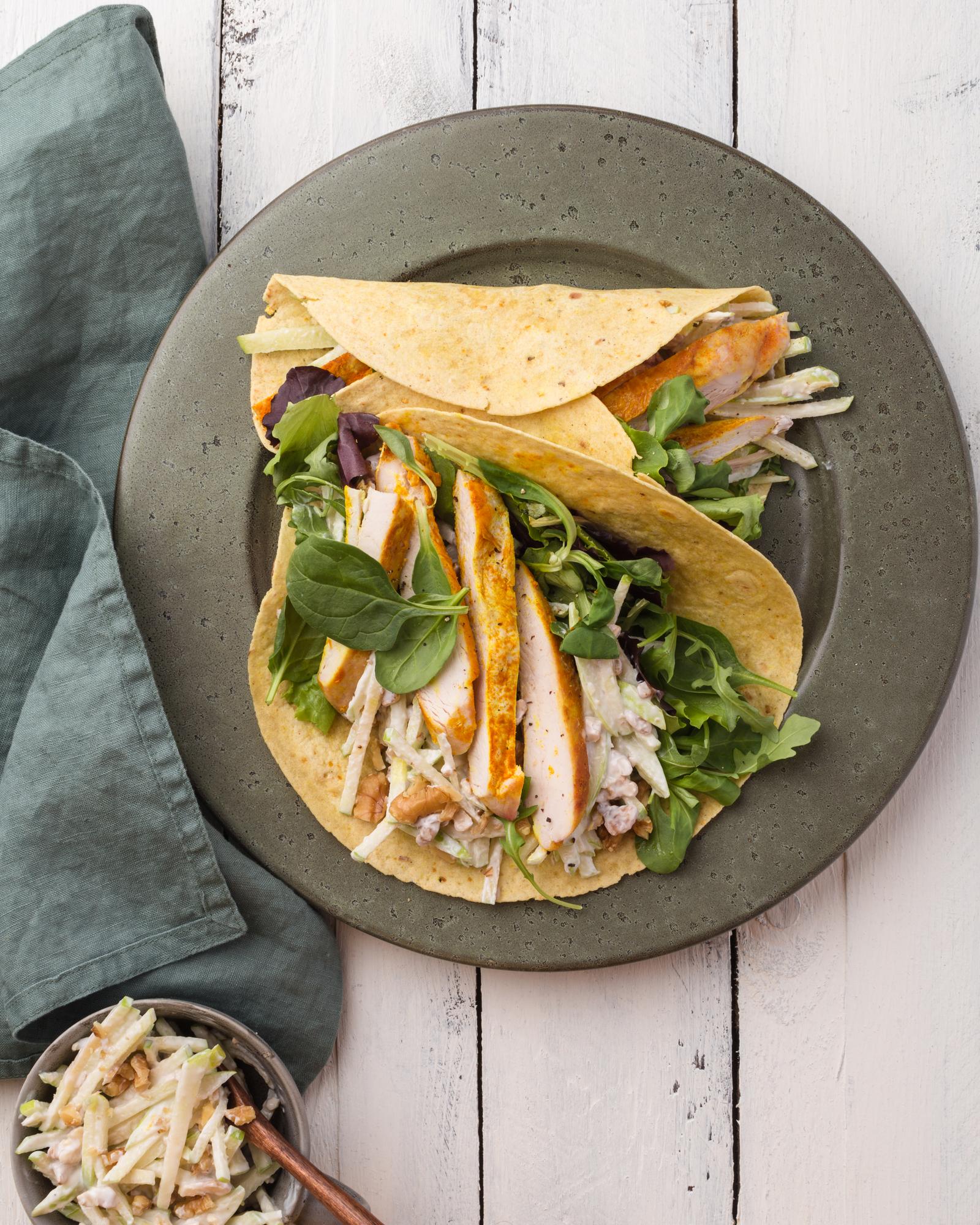 Tortilla mit Waldorfsalat