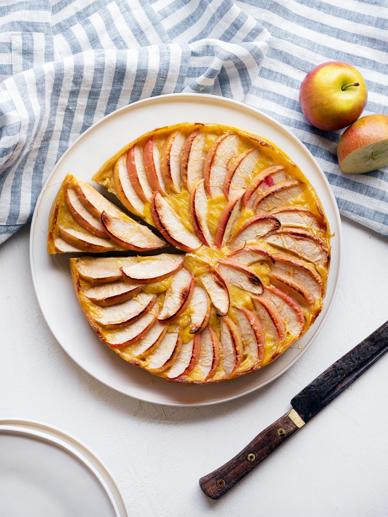 Vanillekuchen mit Äpfeln