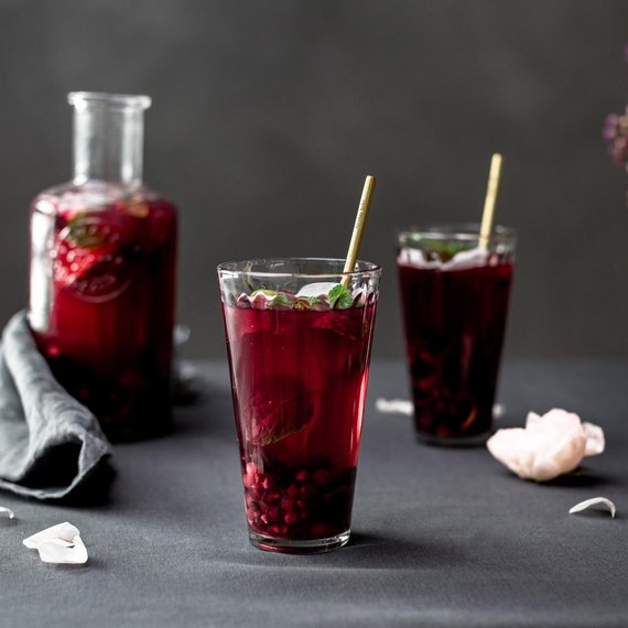 Waldbeer-Limonade mit Granatapfel